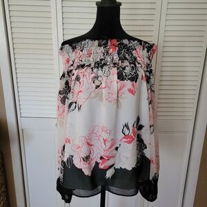 Floral Off-Shoulder Blouse